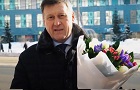 Анатолий Локоть поздравляет сибирячек с Международным женским днем